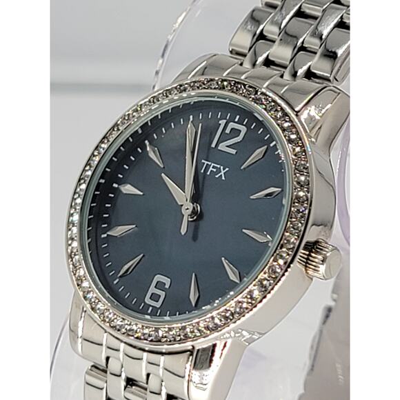 Bulova TFX Silver Tone Mother of Pearl Swarovski Crystals Women's Watch - Picture 6 of 10